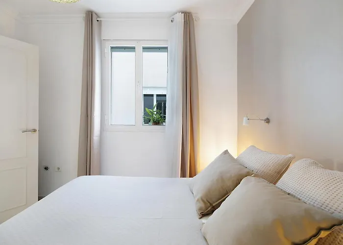 Apartament Maria De La O *